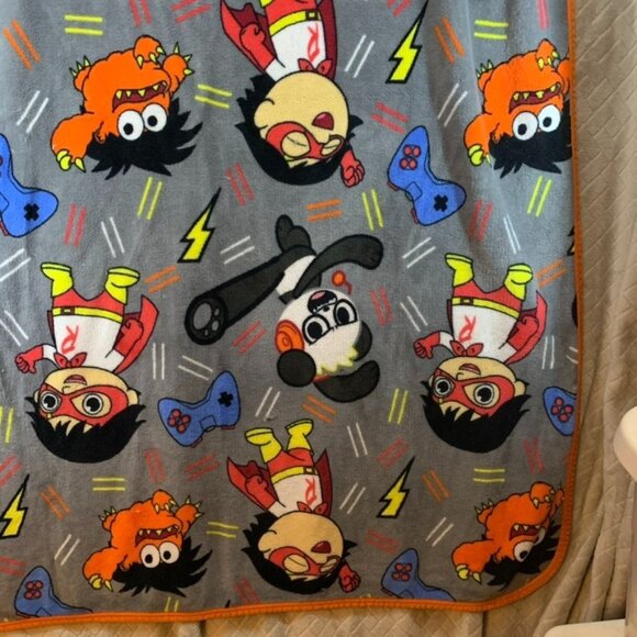 Ryans World Throw Blanket Gray Small Soft Polyester Super Hero Character 60x42 - Picture 5 of 9